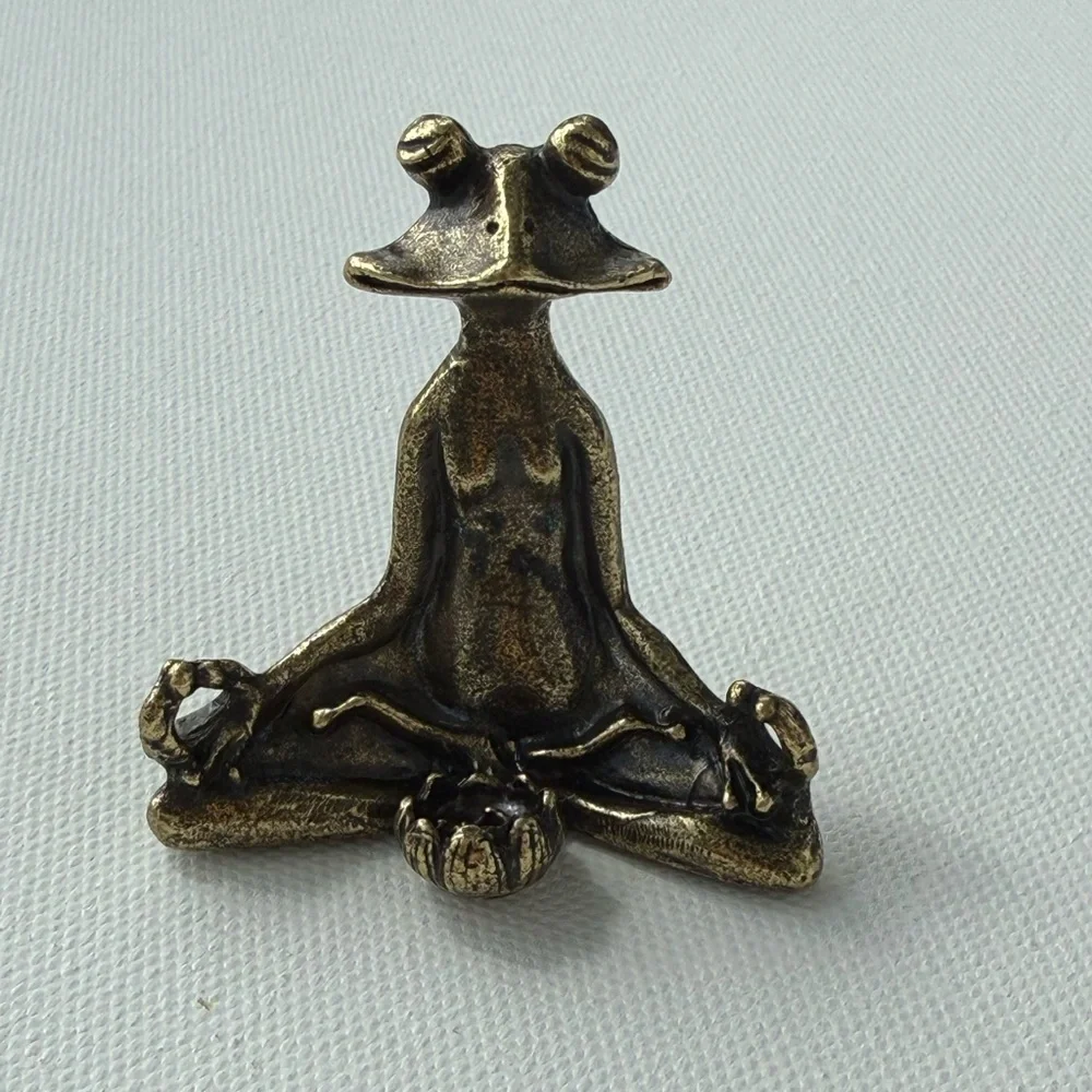 Frog sculpture Meditation Zen Frog Statue Ornament Copper Animal Sculpture - Picture 8 of 8